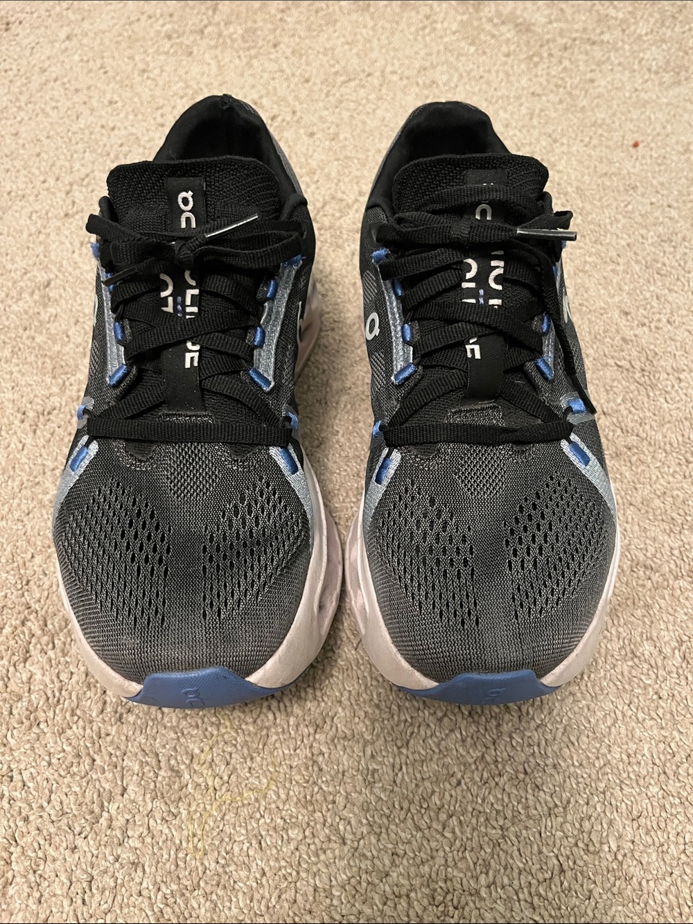 On cloud eclipse womens Black and Blue Lightweight Athletic Sneakers